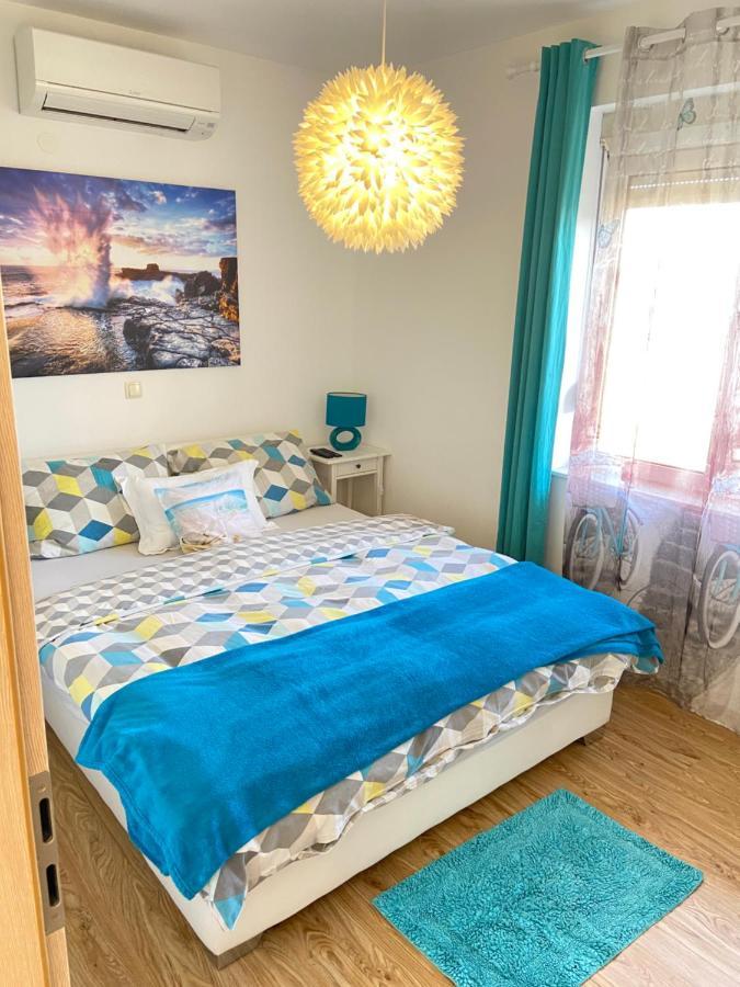 Apartments Suzy Zara Esterno foto
